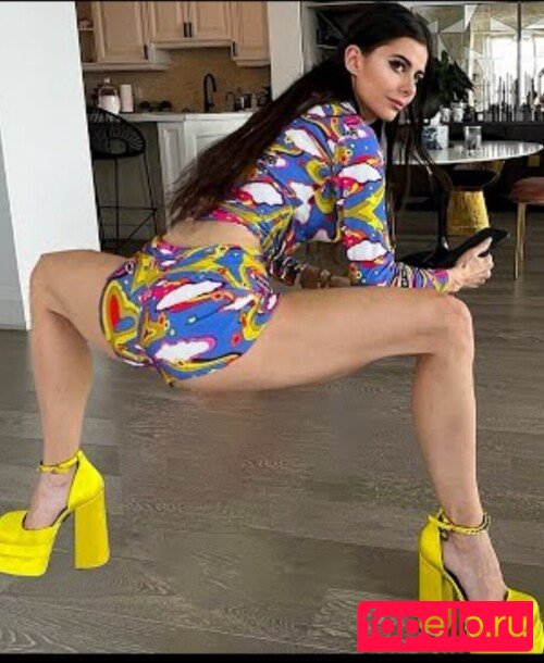 Azzyland Onlyfans Photo Gallery 