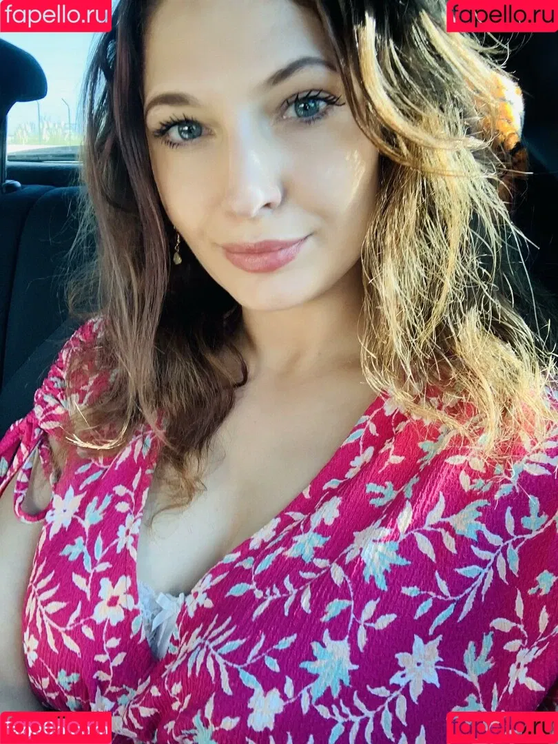 lollipopfields Onlyfans Photo Gallery 