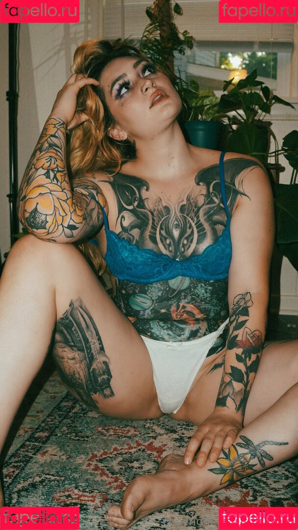 aurorawestx Onlyfans Photo Gallery 