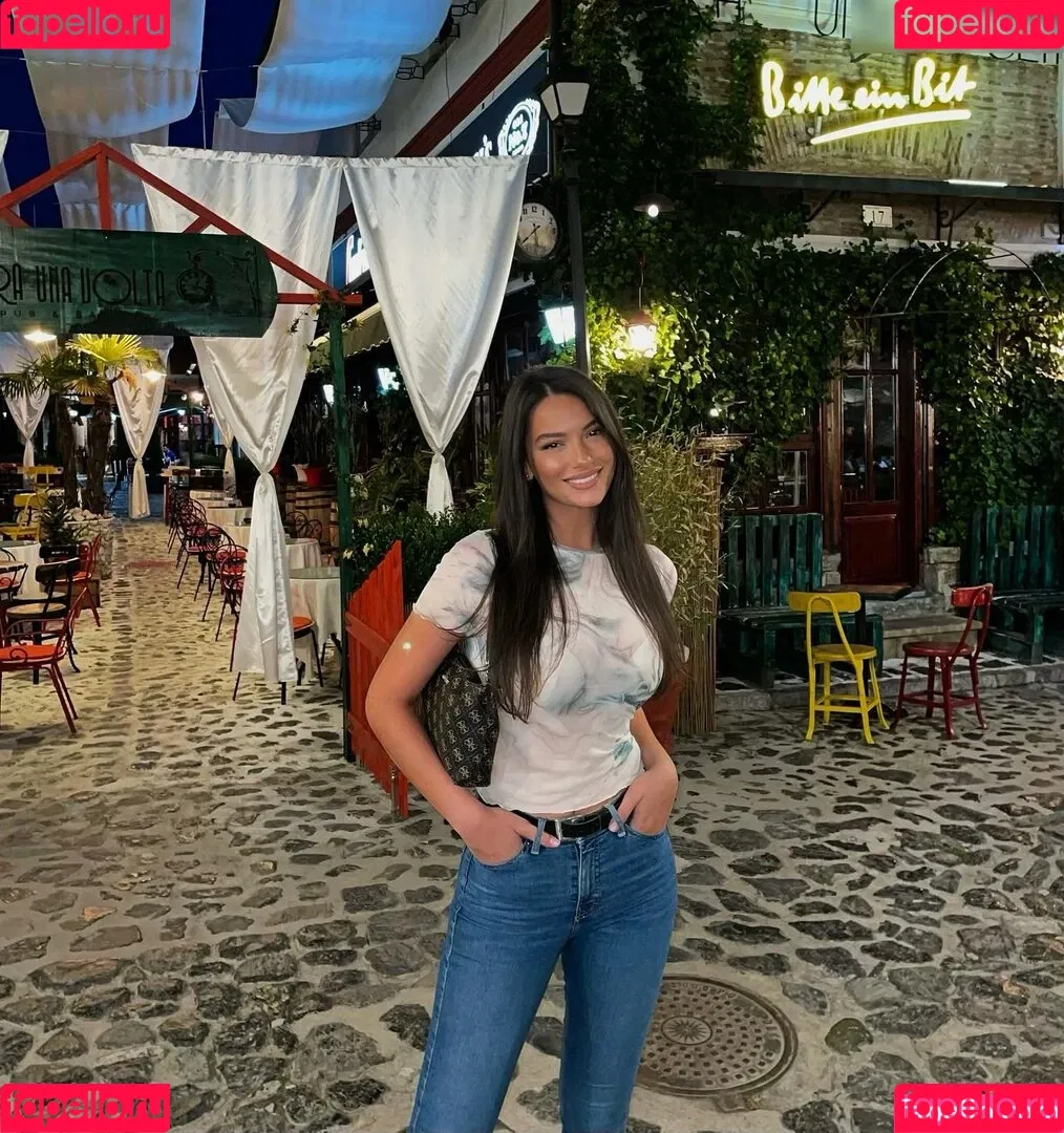 Ida Kulis Onlyfans Photo Gallery 