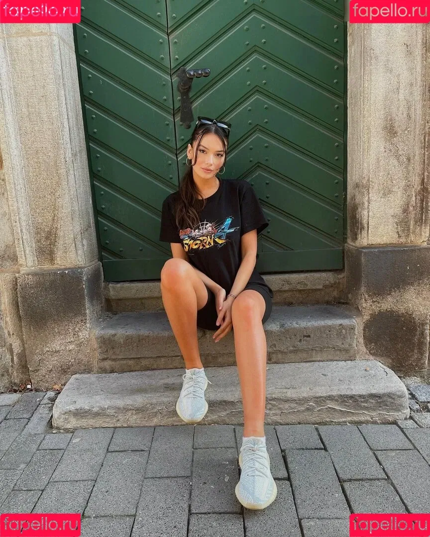 Ida Kulis Onlyfans Photo Gallery 