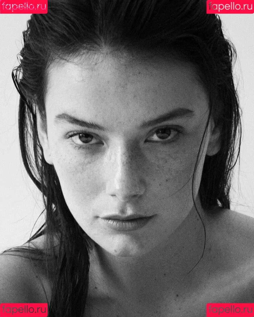 Ida Kulis Onlyfans Photo Gallery 