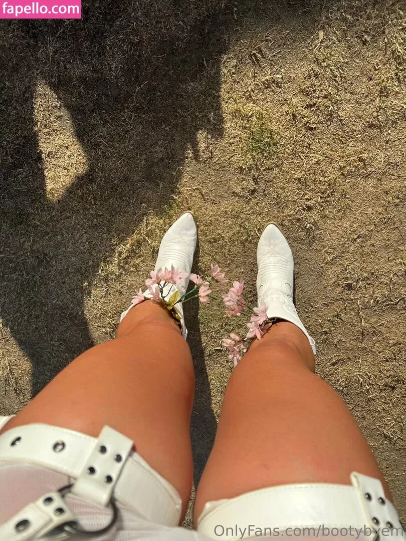 bootybyem Onlyfans Photo Gallery 