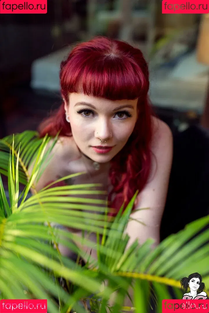 Sirenn Suicide Onlyfans Photo Gallery 