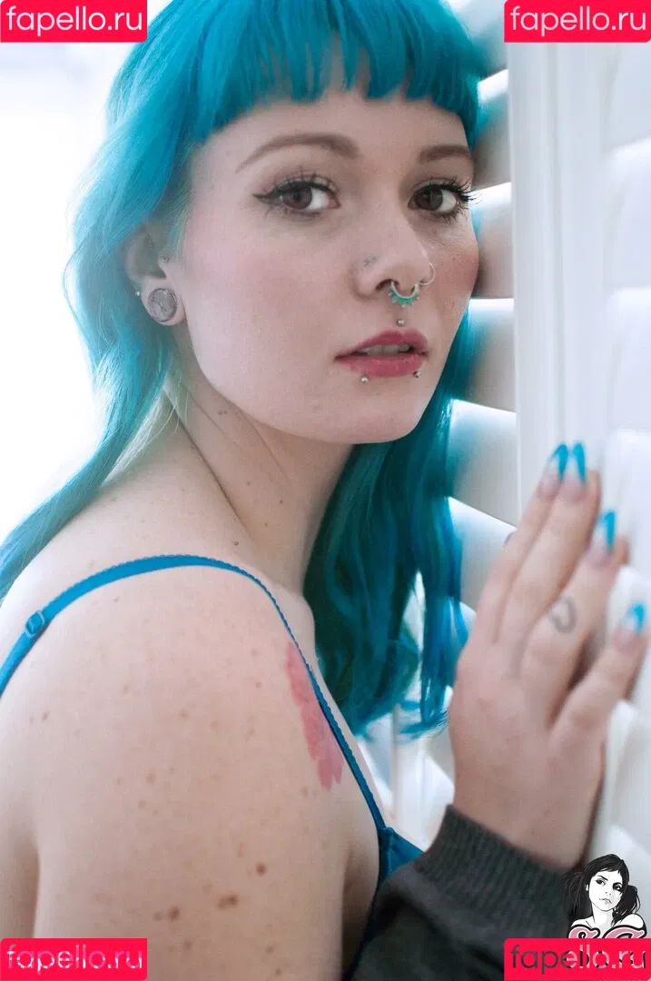 Sirenn Suicide Onlyfans Photo Gallery 