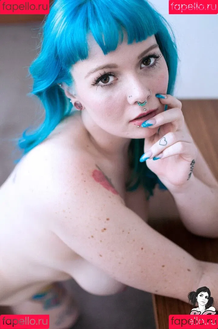 Sirenn Suicide Onlyfans Photo Gallery 