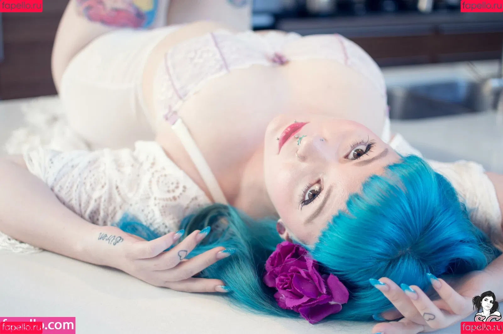 Sirenn Suicide Onlyfans Photo Gallery 