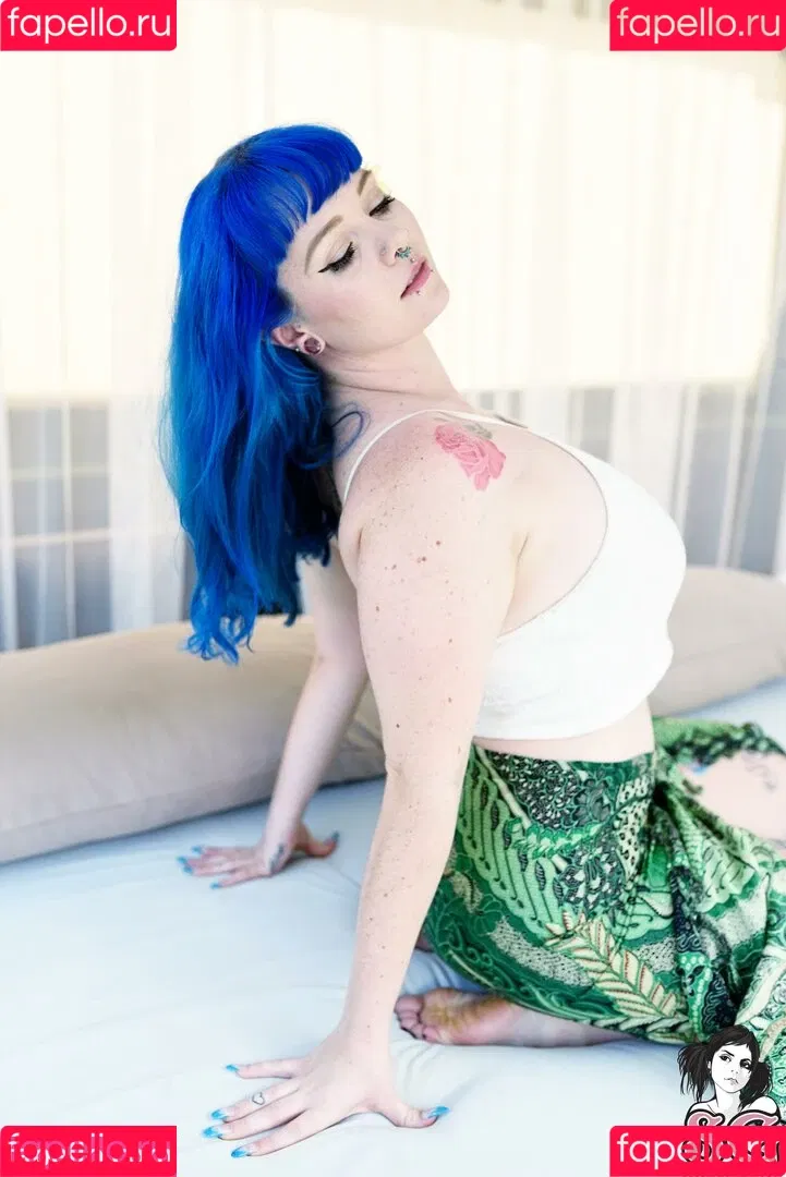 Sirenn Suicide Onlyfans Photo Gallery 