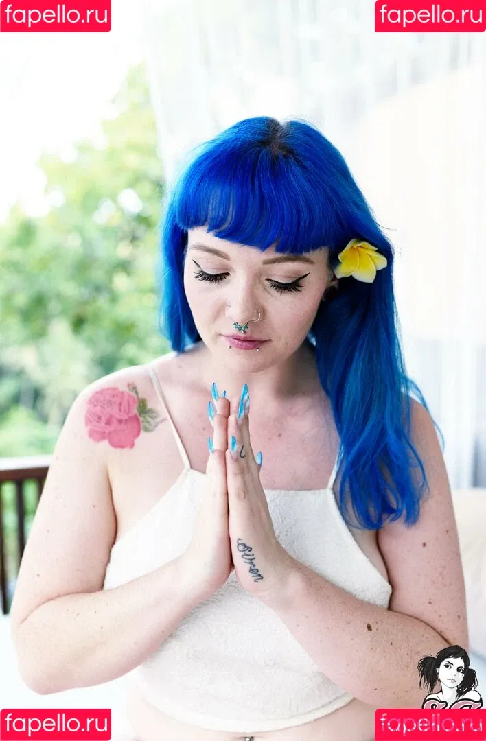 Sirenn Suicide Onlyfans Photo Gallery 