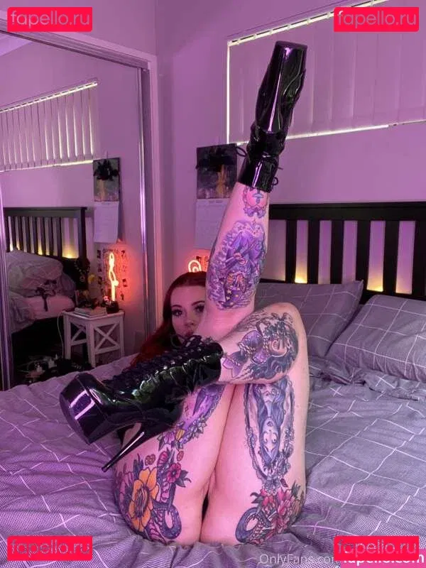 Sirenn Suicide Onlyfans Photo Gallery 