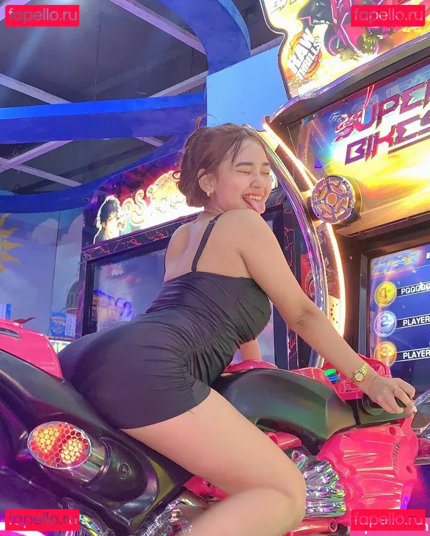 Seirrasz Onlyfans Photo Gallery 