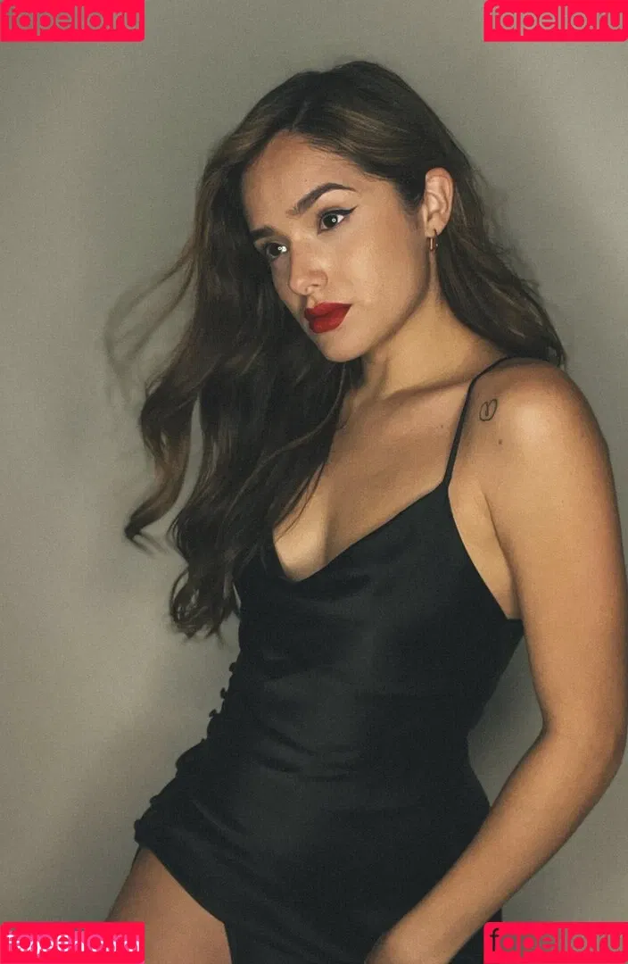 Chachi Gonzales Onlyfans Photo Gallery 