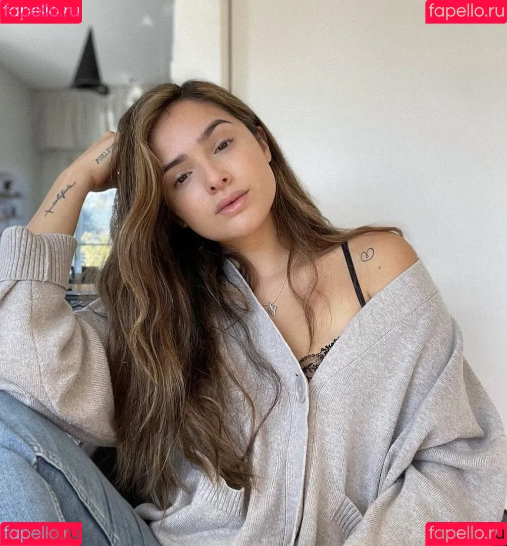 Chachi Gonzales Onlyfans Photo Gallery 
