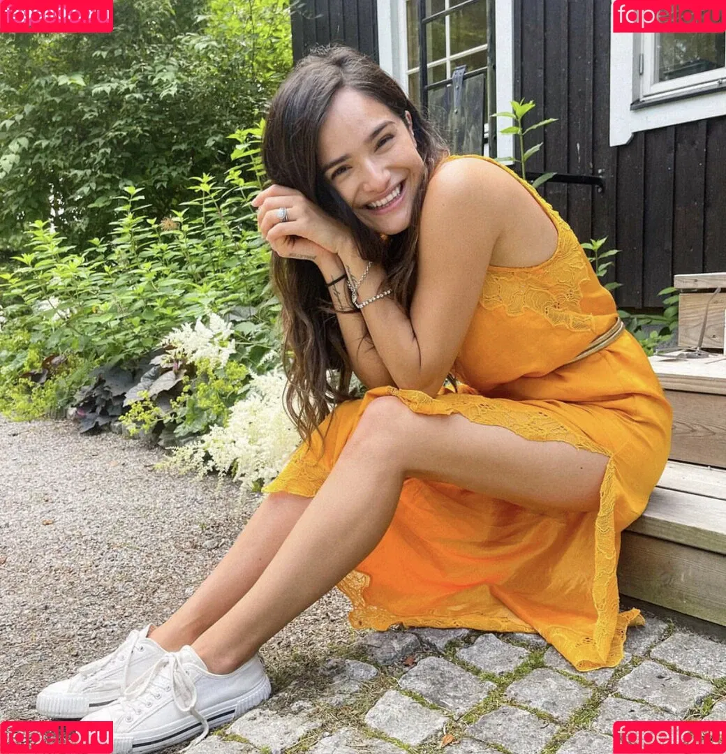 Chachi Gonzales Onlyfans Photo Gallery 