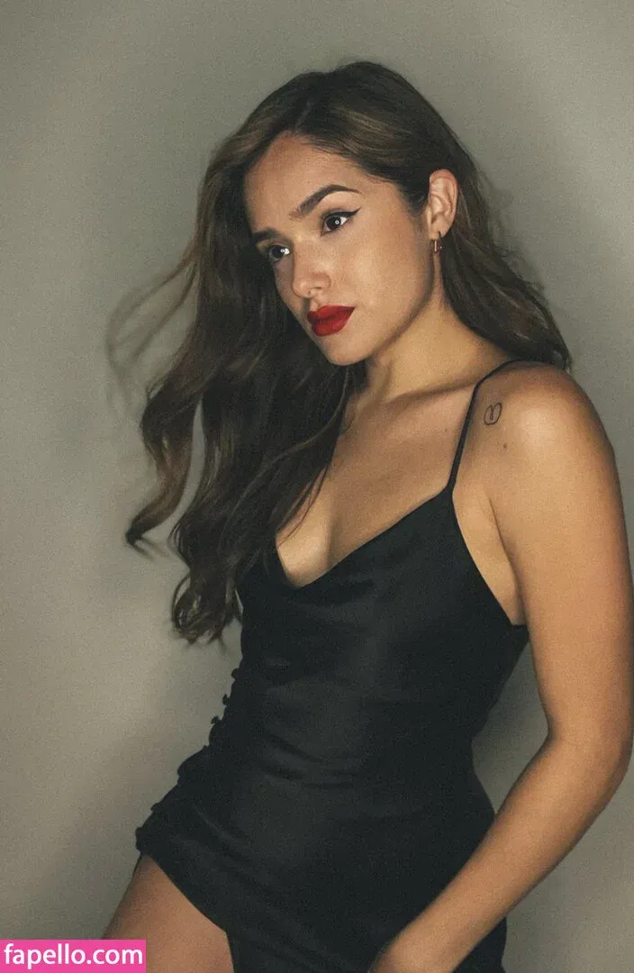 Chachi Gonzales Onlyfans Photo Gallery 