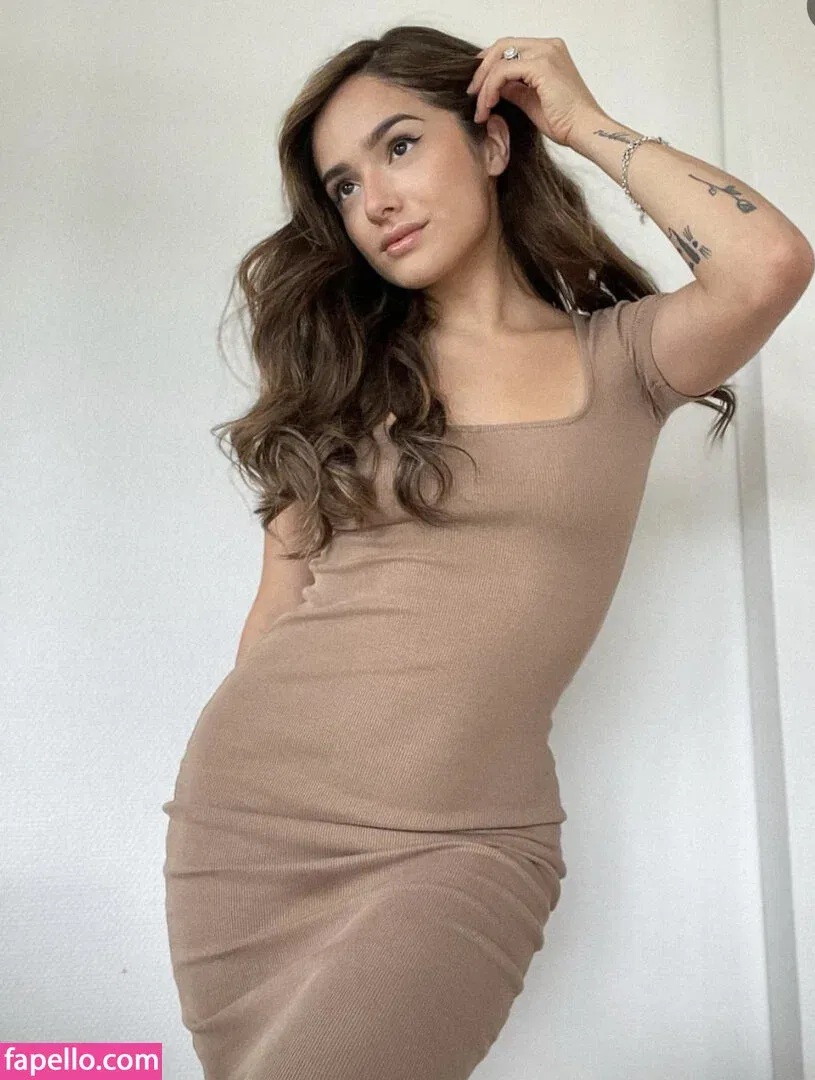 Chachi Gonzales Onlyfans Photo Gallery 