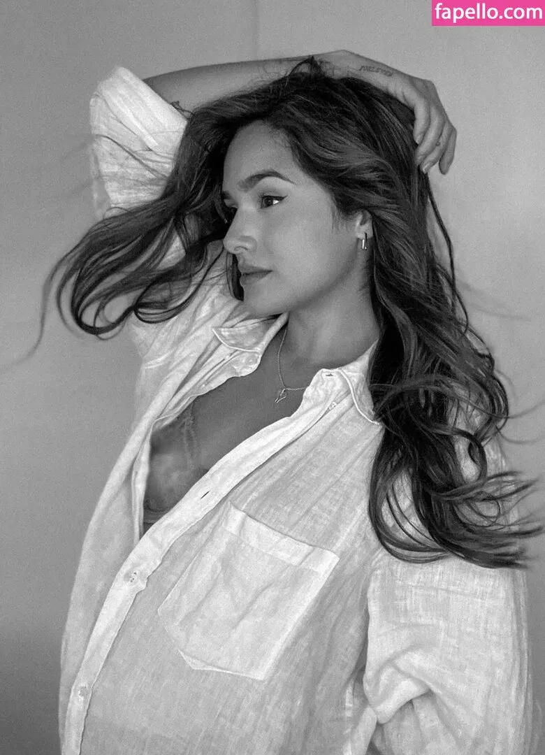 Chachi Gonzales Onlyfans Photo Gallery 