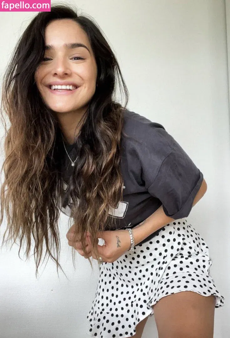 Chachi Gonzales Onlyfans Photo Gallery 