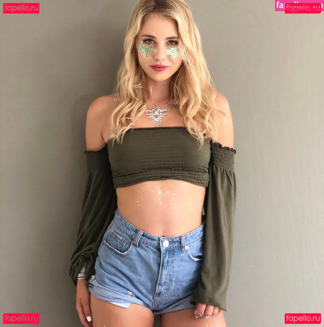 Britneybabe11 Onlyfans Photo Gallery 