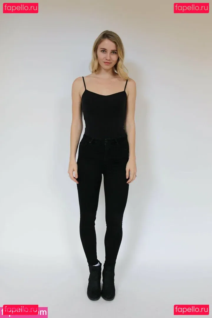 Britneybabe11 Onlyfans Photo Gallery 