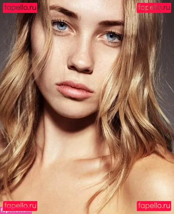 Britneybabe11 Onlyfans Photo Gallery 