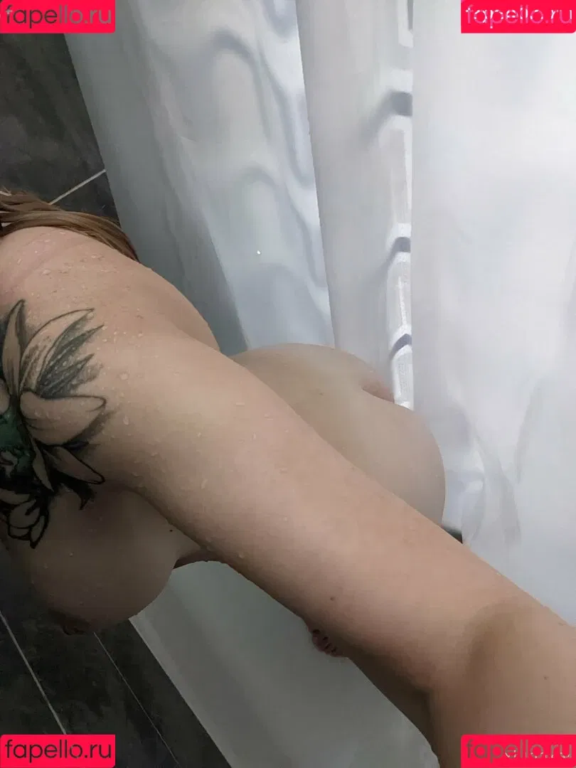 xlunakali Onlyfans Photo Gallery 