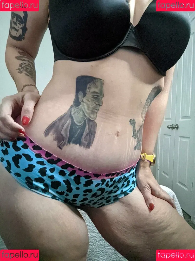 xlunakali Onlyfans Photo Gallery 