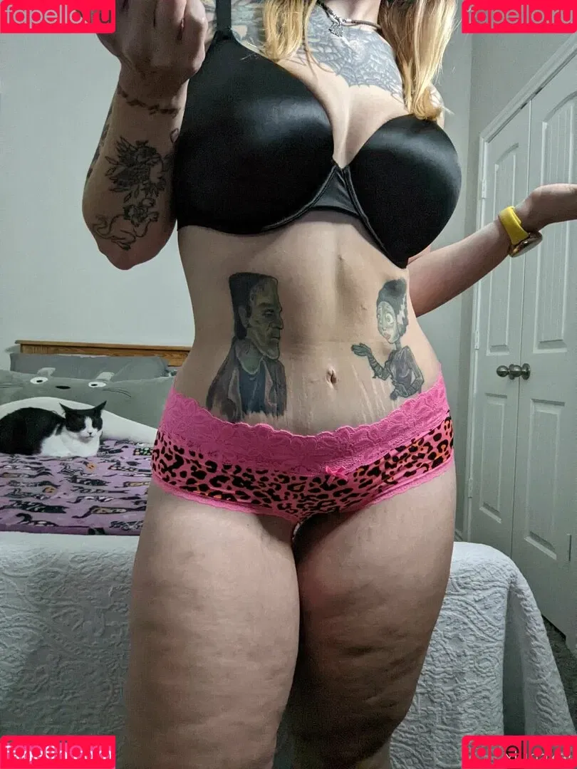 xlunakali Onlyfans Photo Gallery 