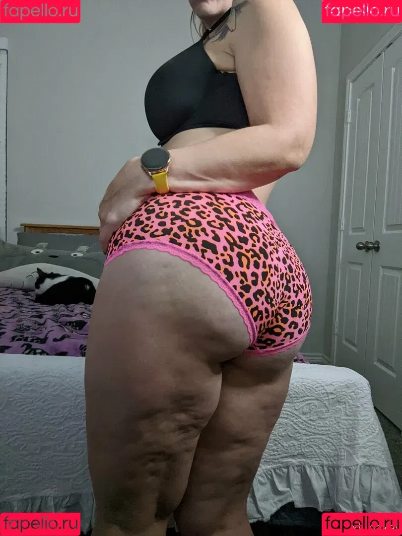 xlunakali Onlyfans Photo Gallery 