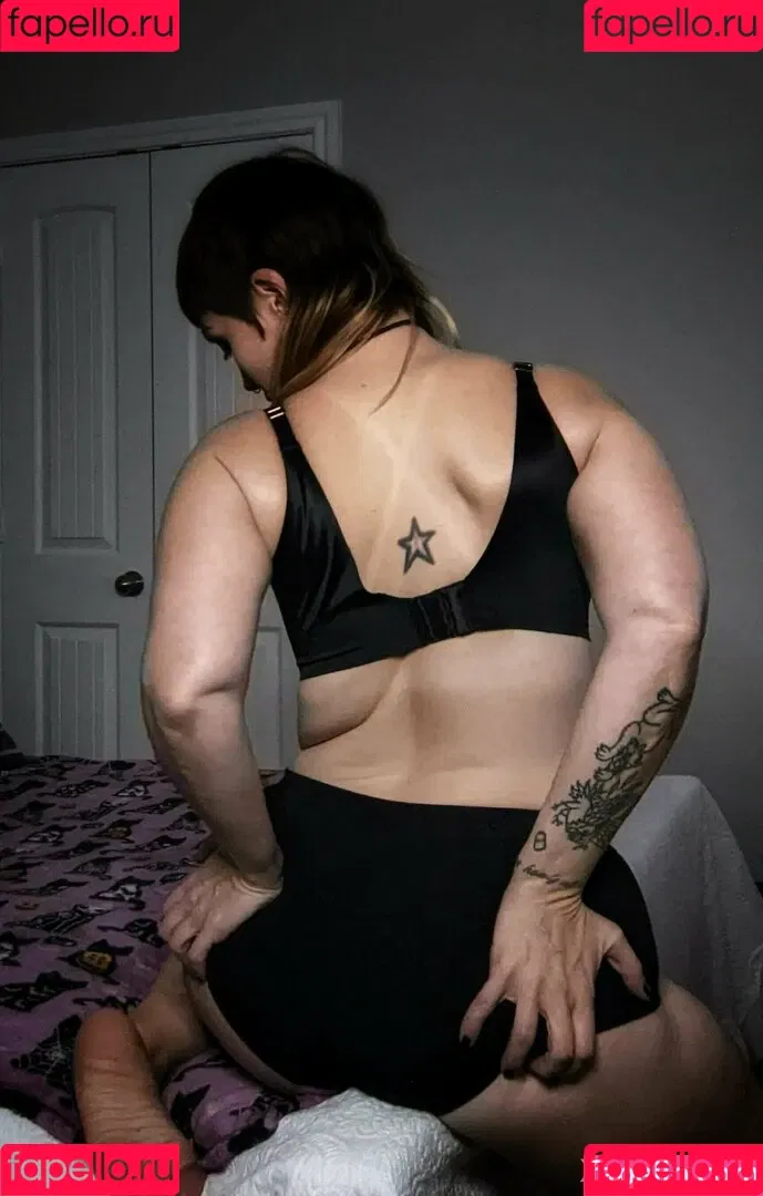 xlunakali Onlyfans Photo Gallery 