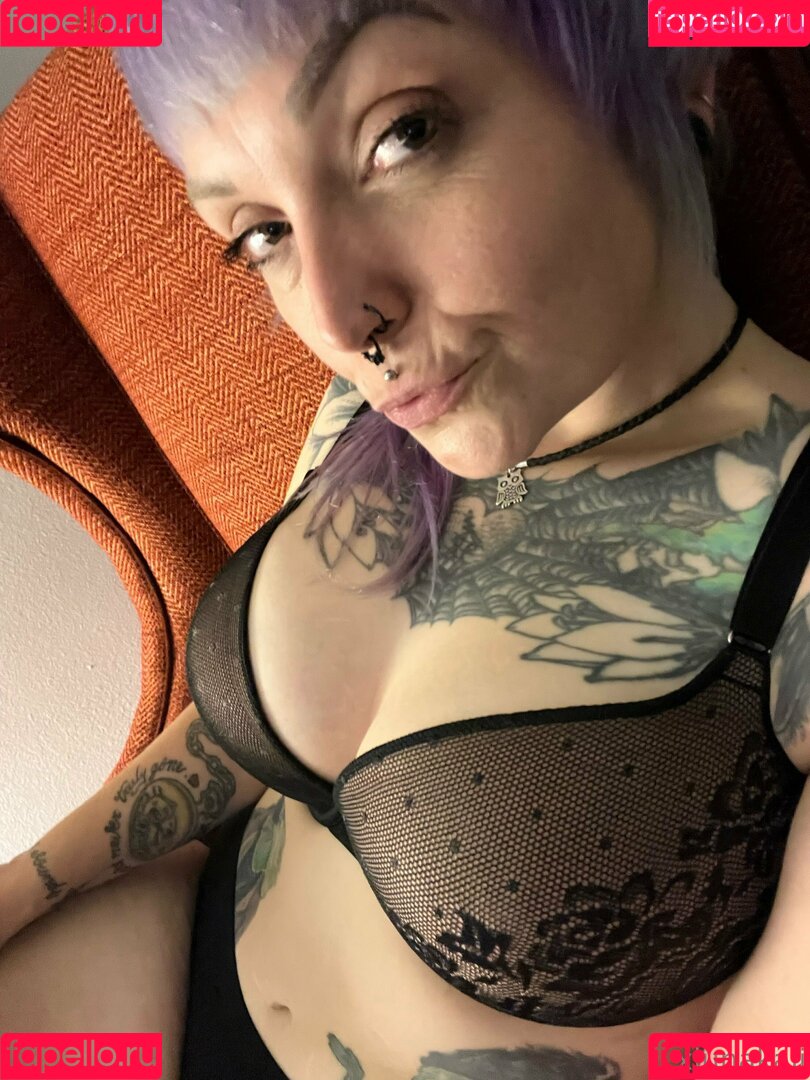 xlunakali Onlyfans Photo Gallery 