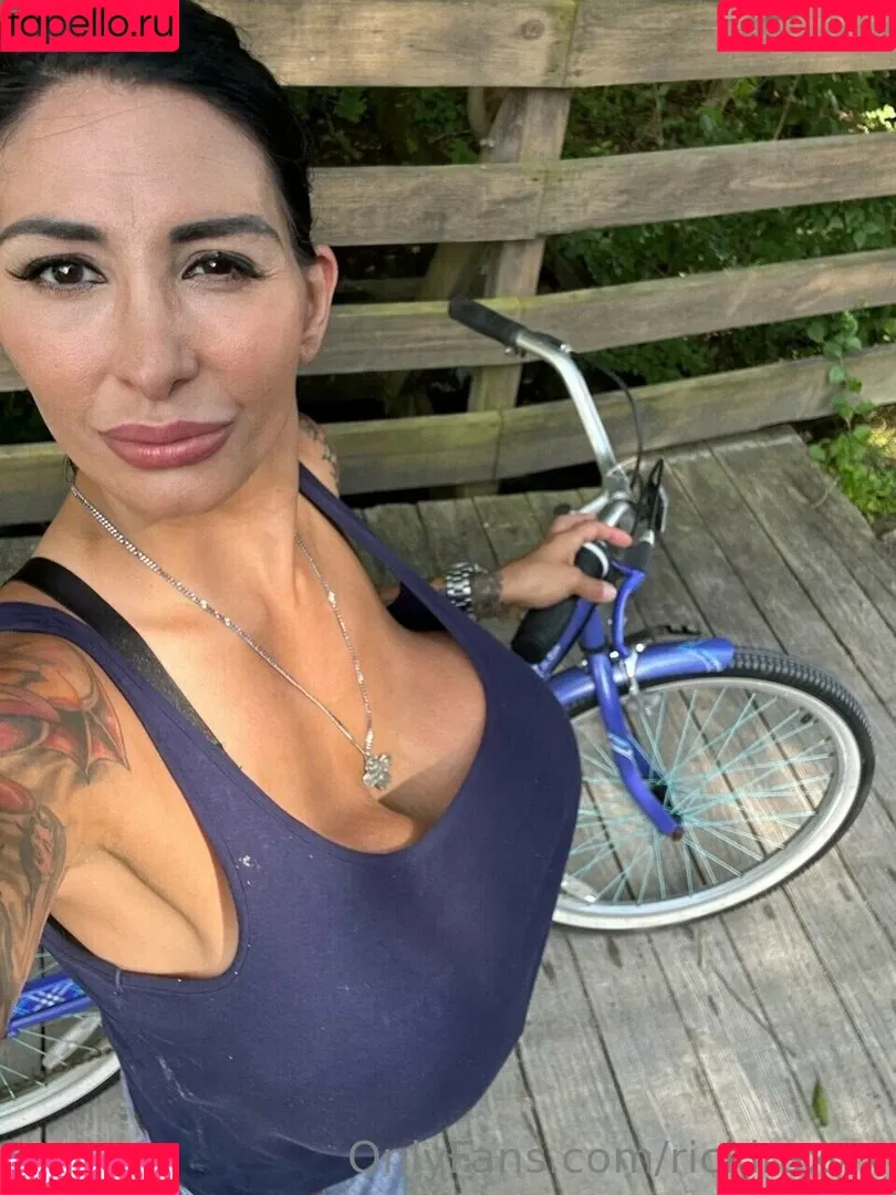 Ricki Raxxx Onlyfans Photo Gallery 