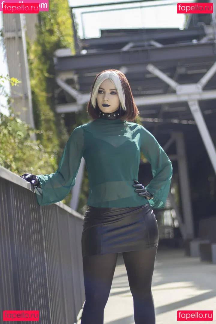 Enjinight Onlyfans Photo Gallery 