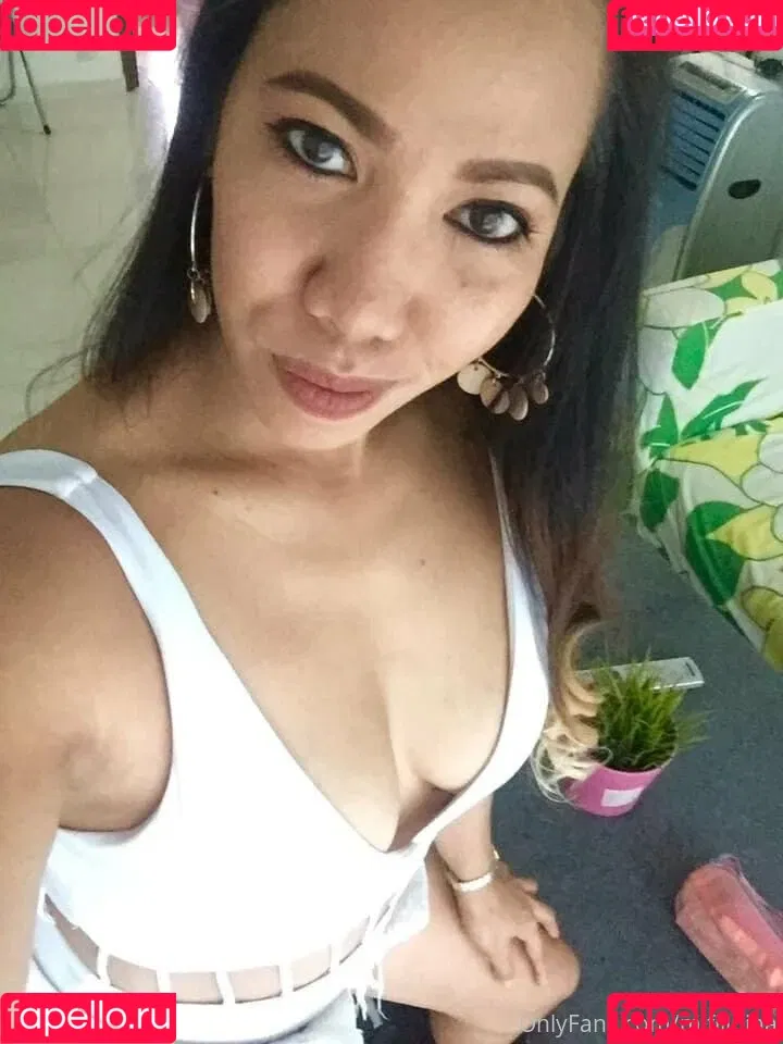 mjfilipina Onlyfans Photo Gallery 
