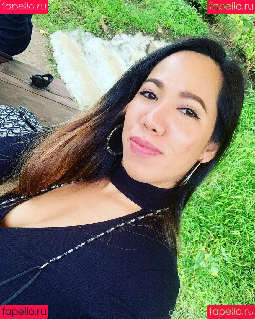 mjfilipina Onlyfans Photo Gallery 
