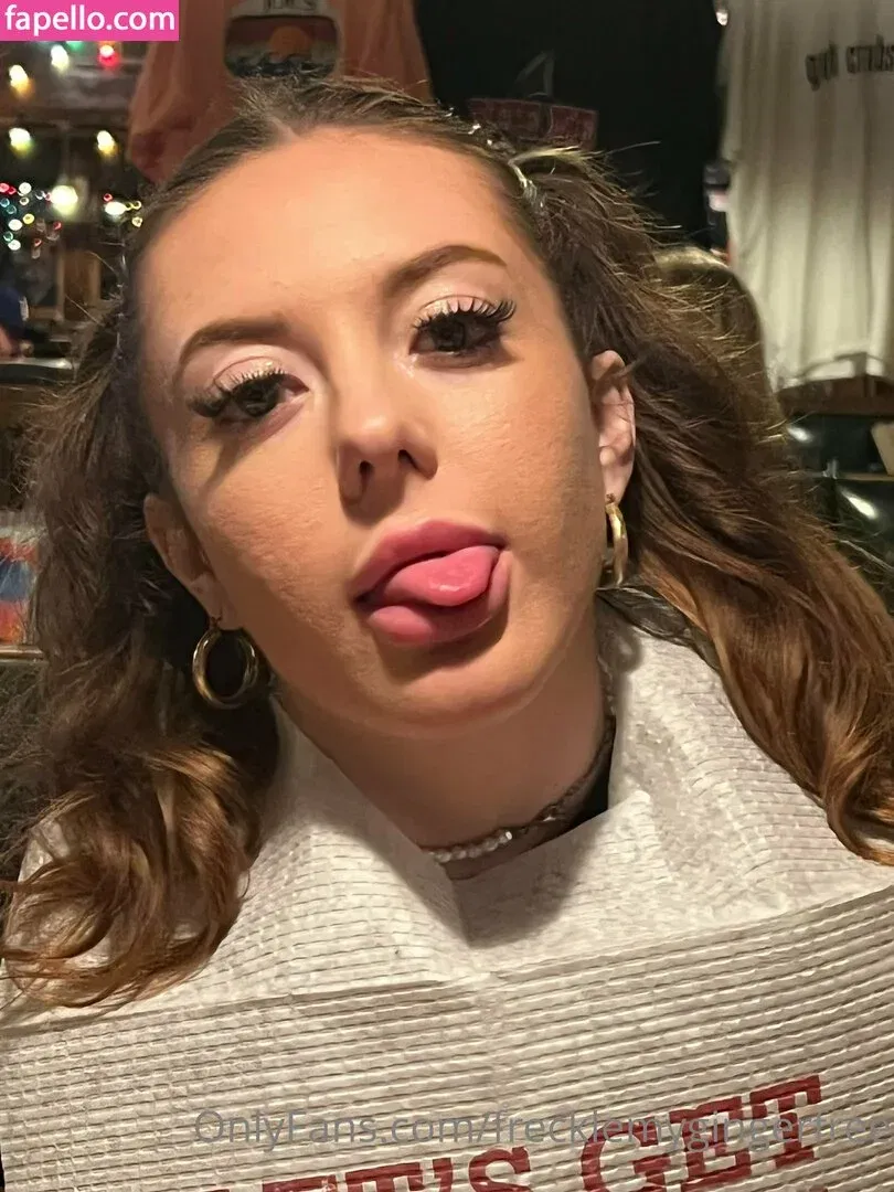 gingerfrecklesfree Onlyfans Photo Gallery 