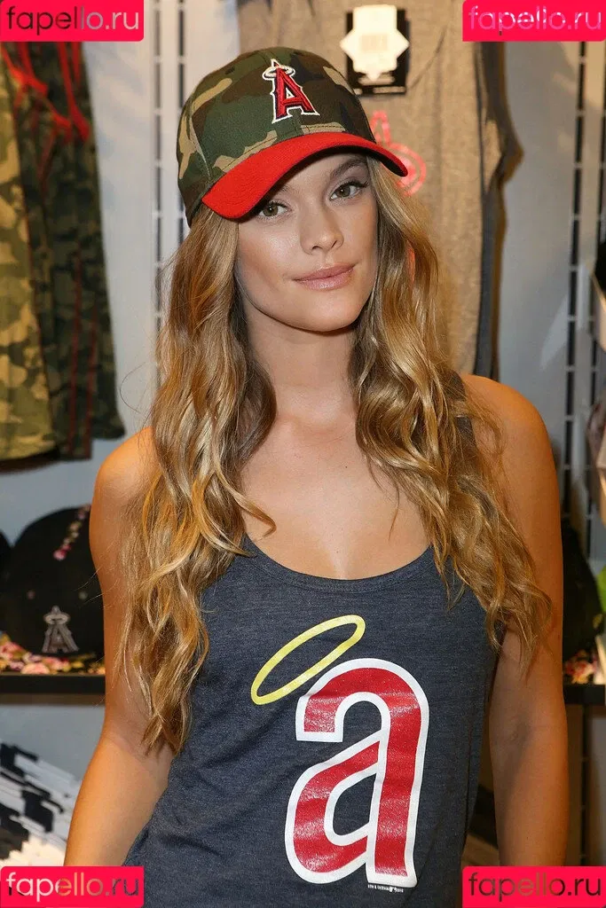 nina_agdal Onlyfans Photo Gallery 