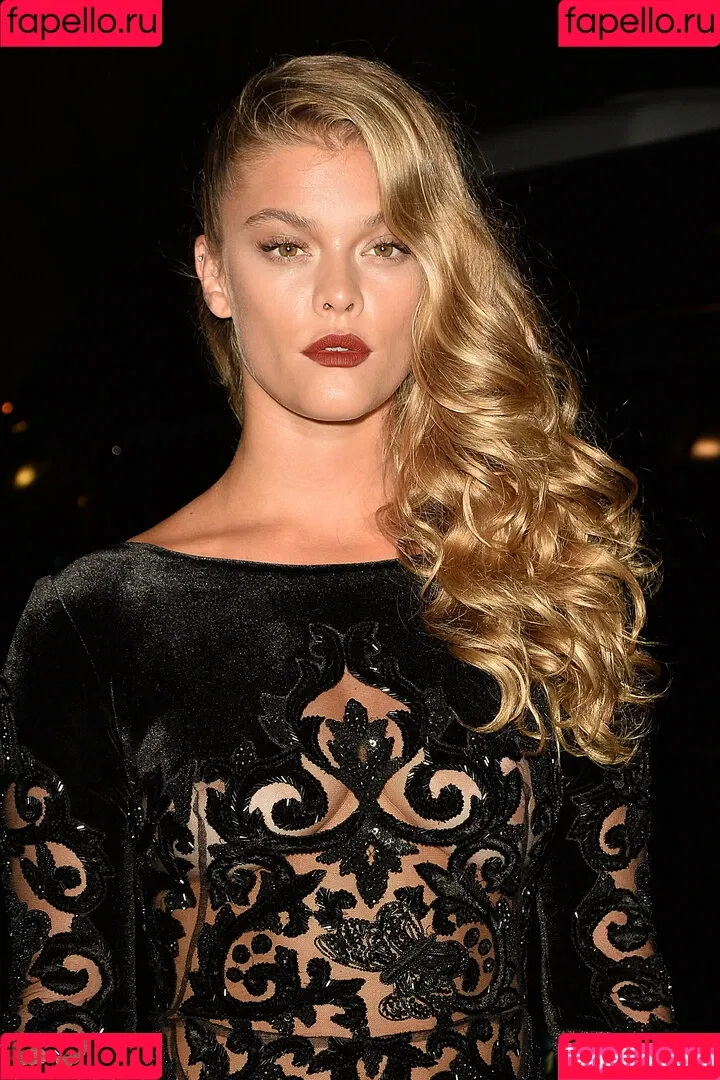 nina_agdal Onlyfans Photo Gallery 