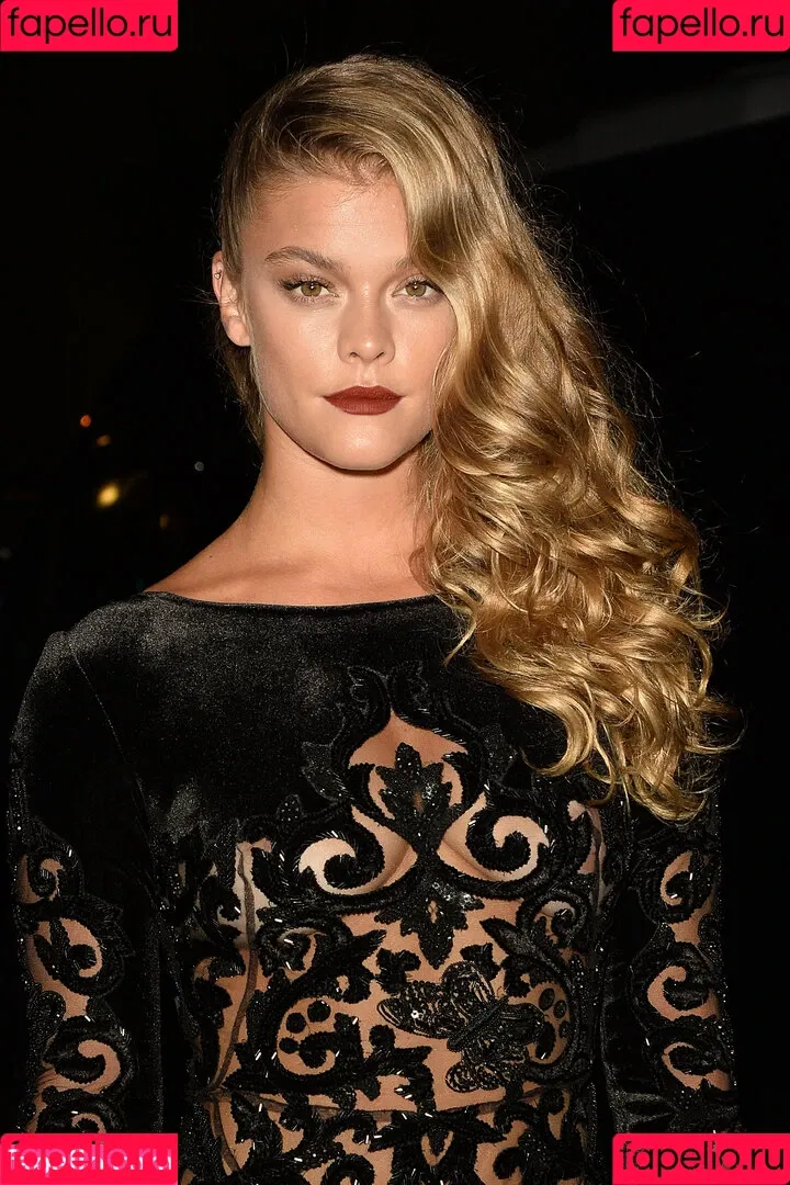 nina_agdal Onlyfans Photo Gallery 