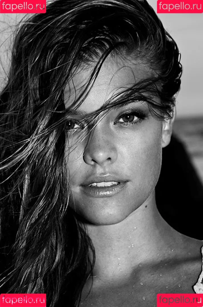 nina_agdal Onlyfans Photo Gallery 