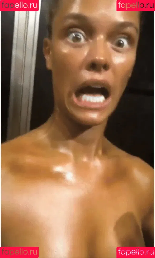 nina_agdal Onlyfans Photo Gallery 