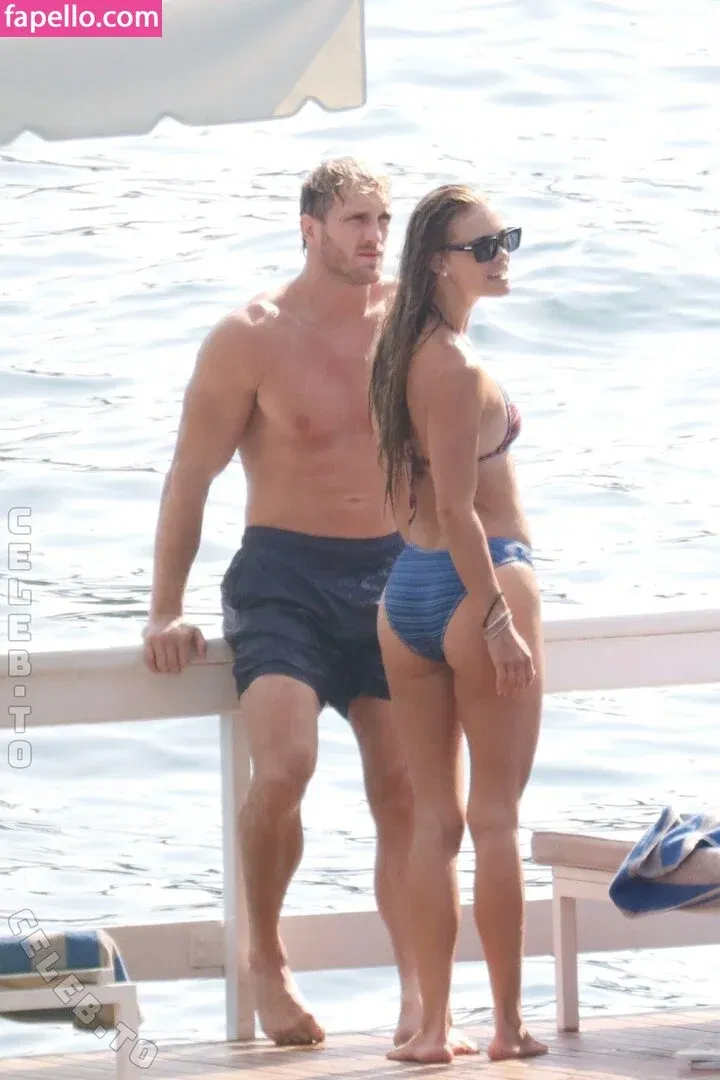 nina_agdal Onlyfans Photo Gallery 