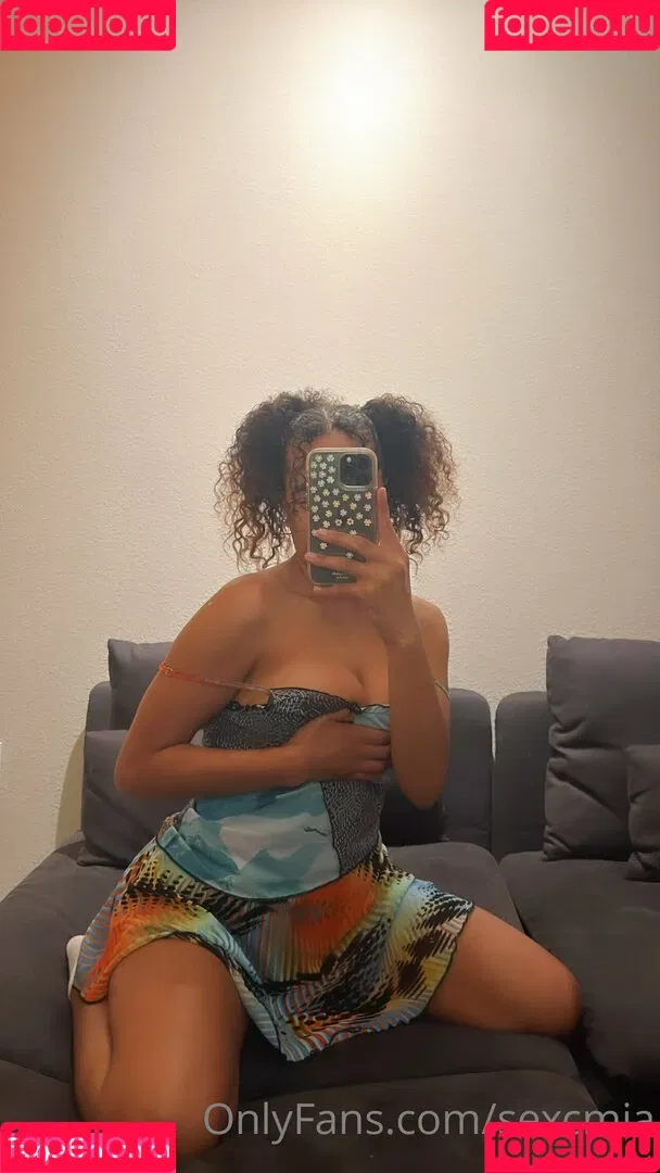 sexcmia Onlyfans Photo Gallery 