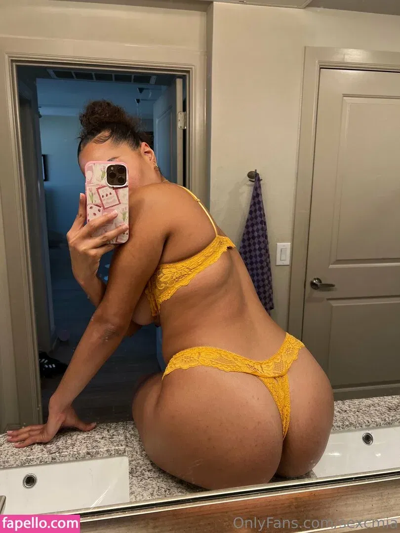 sexcmia Onlyfans Photo Gallery 