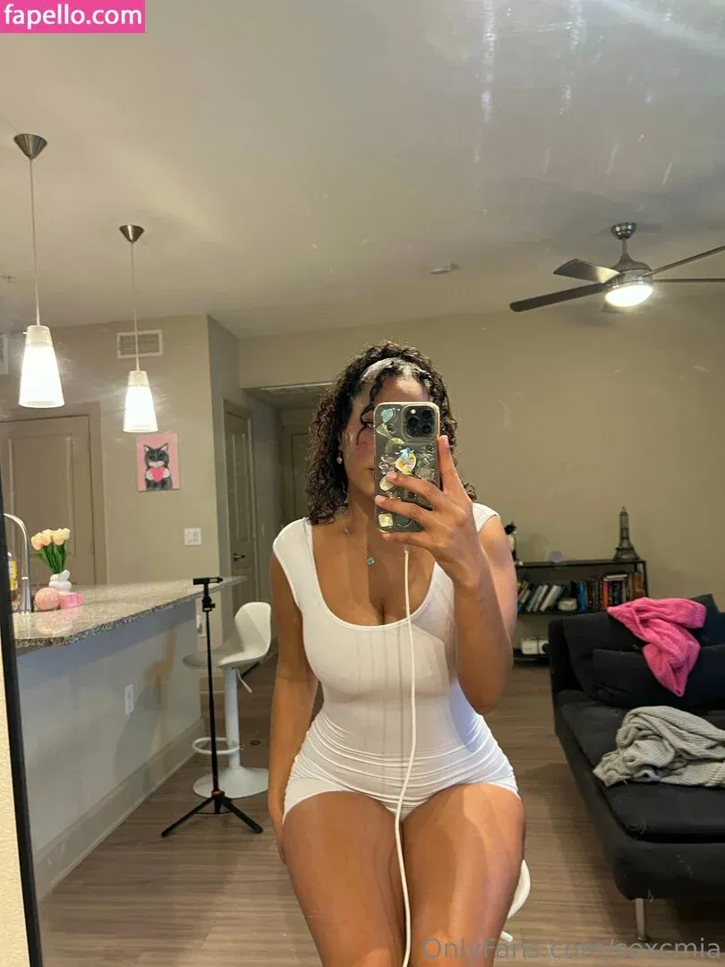 sexcmia Onlyfans Photo Gallery 