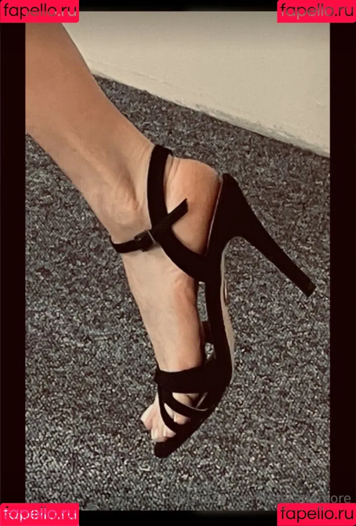 Tanja Lanäus Onlyfans Photo Gallery 