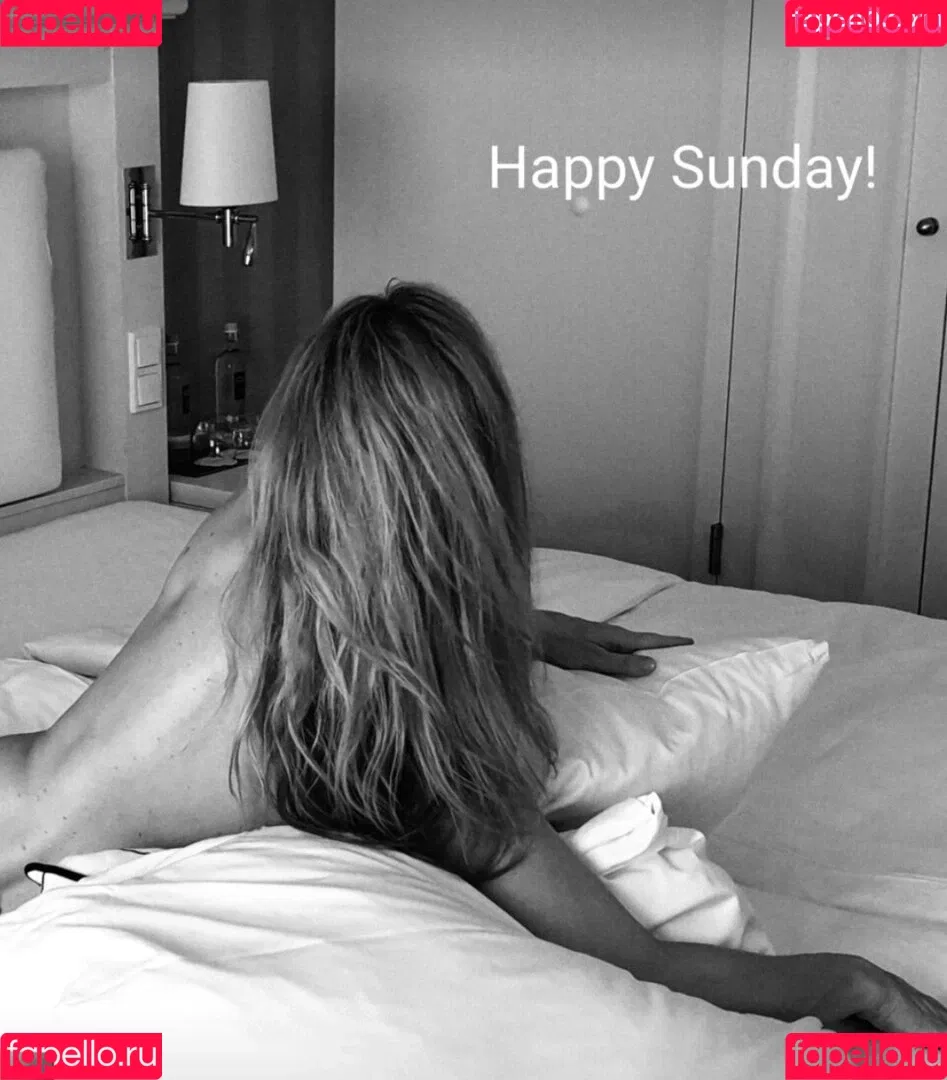 Tanja Lanäus Onlyfans Photo Gallery 