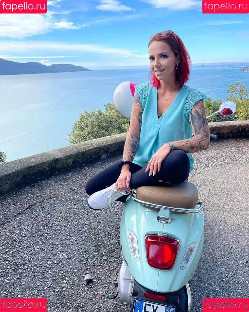 Nina Devil Onlyfans Photo Gallery 