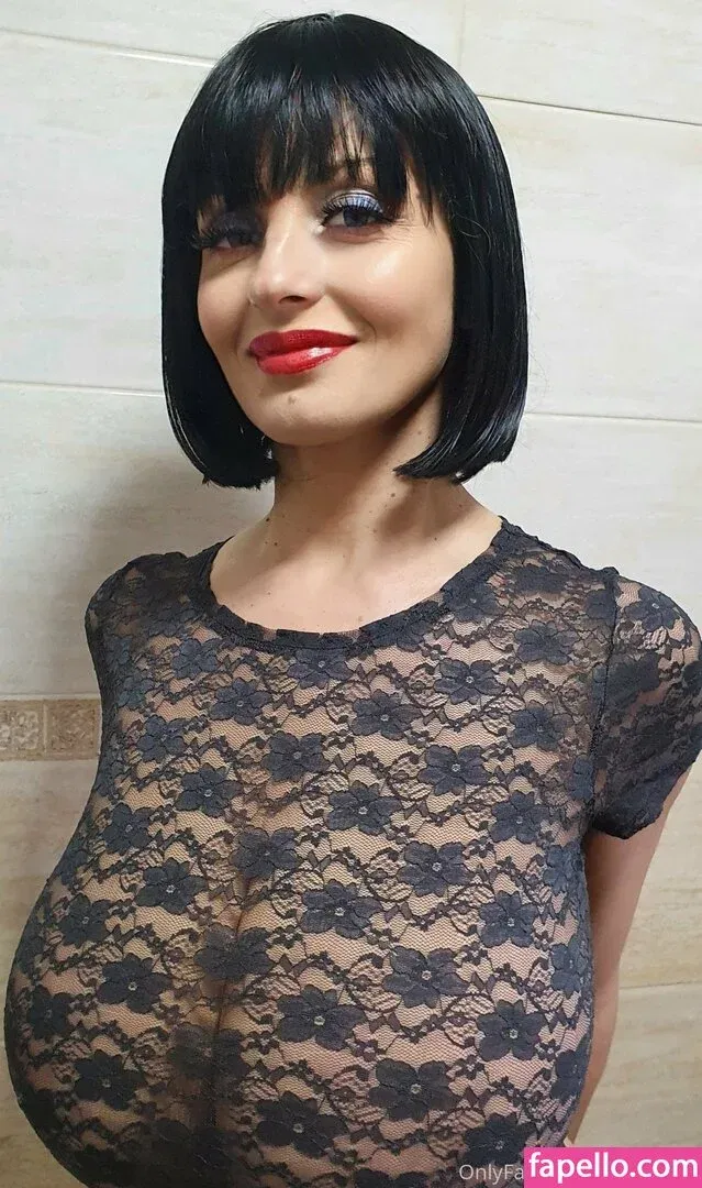 lbukawski Onlyfans Photo Gallery 