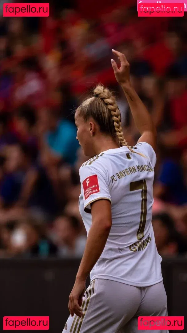 Giulia Gwinn Onlyfans Photo Gallery 